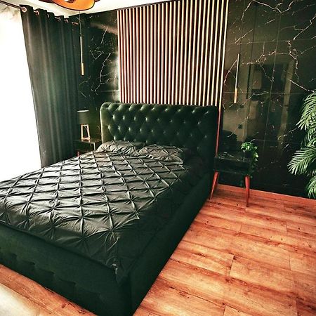 Jacuzzi Apartment Baia Mare Exterior foto